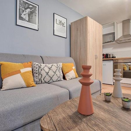 شقة باريس  في Charming Studio At Republique - 2P المظهر الخارجي الصورة