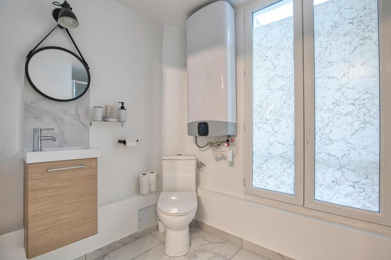 شقة باريس  في Charming Studio At Republique - 2P المظهر الخارجي الصورة